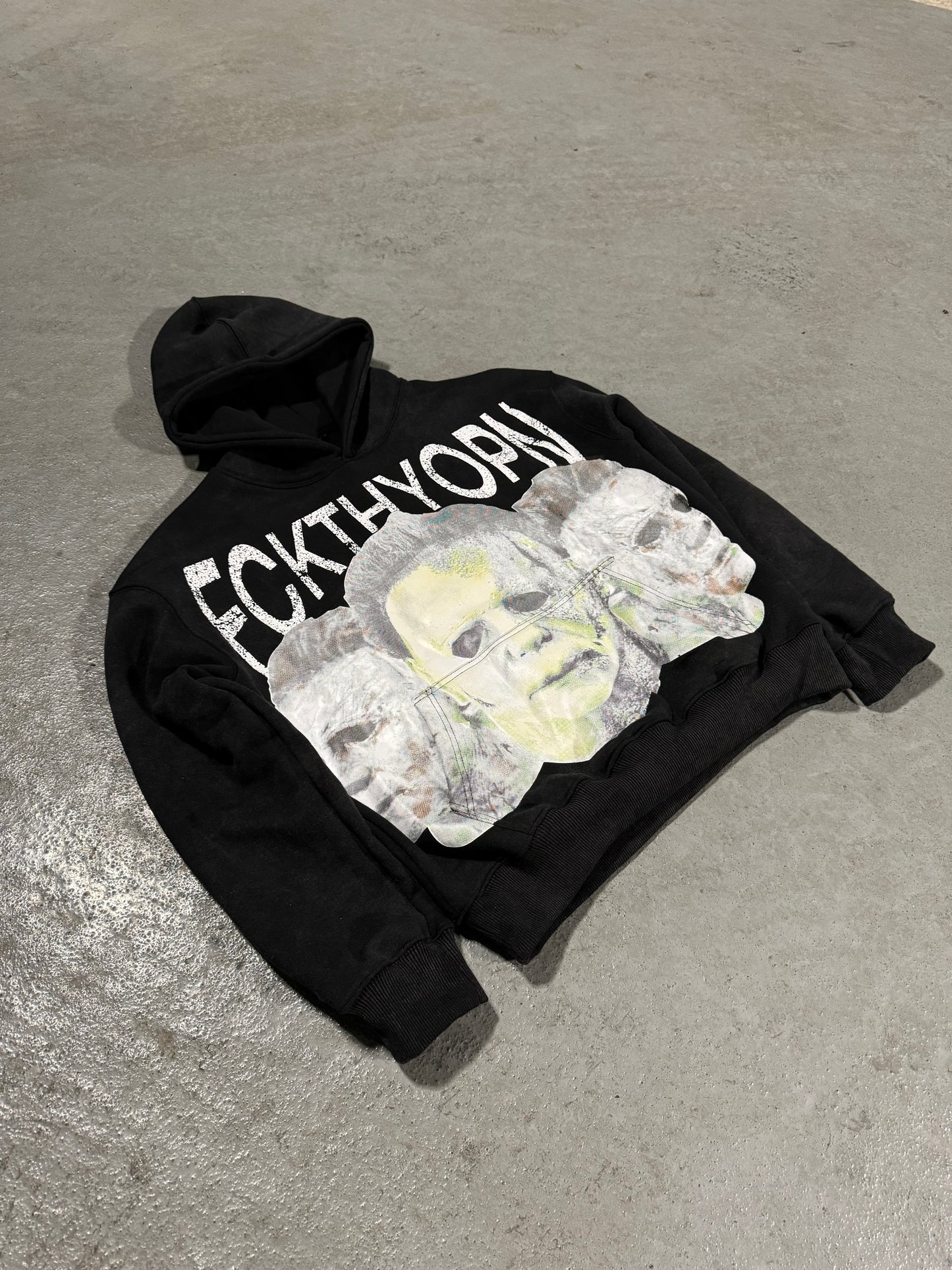 “MM” Hoodie (Black)